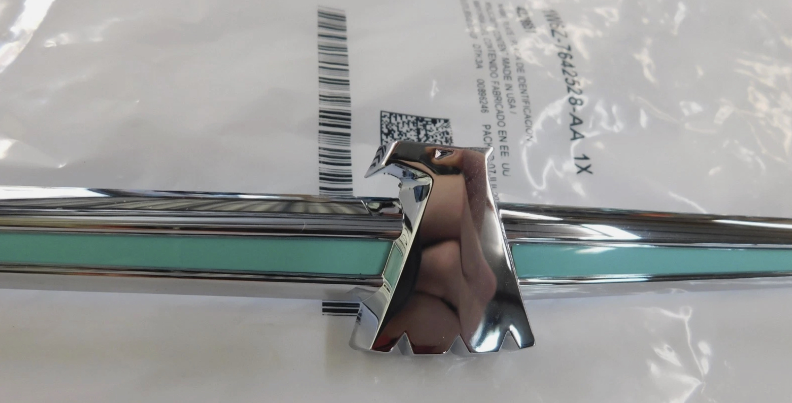 2002 to 2003 Ford Thunderbird Rear Trunk Emblem