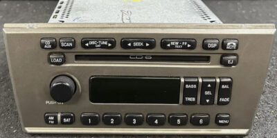2004 Thunderbird Radio Stereo 6CD changer refurbished
