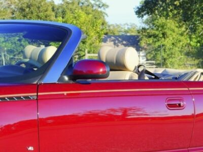 2004 Thunderbird with Light Tan Seat Covers