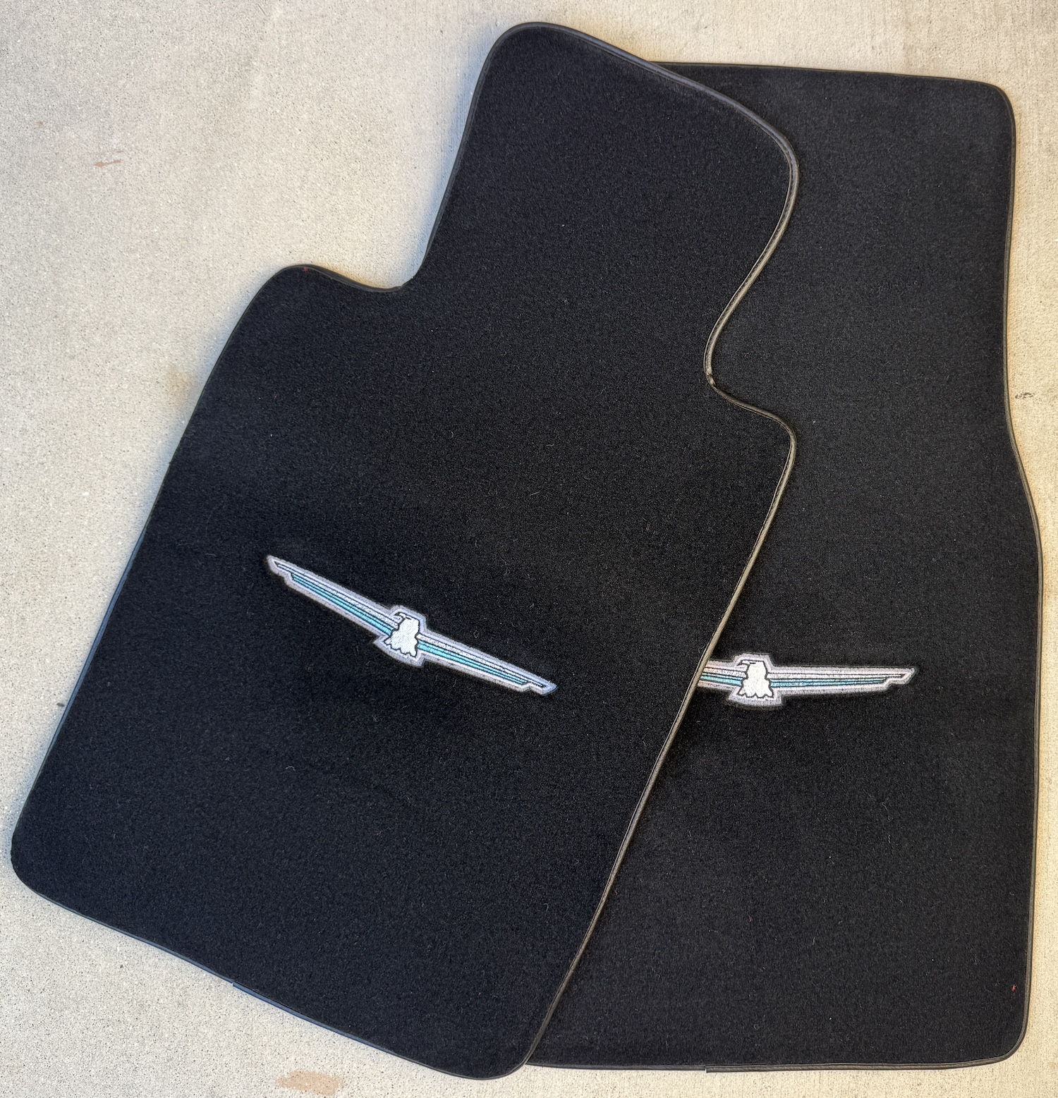 2002 to 2005 Ford Thunderbird OEM style Floor Mats in Black